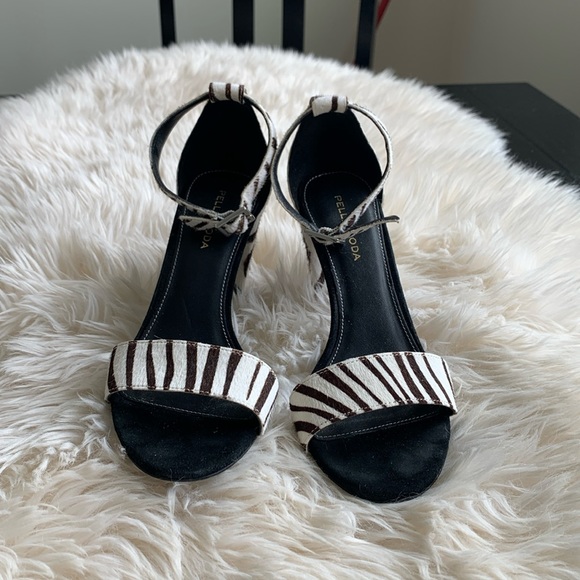 Pelle Moda zebra print cowhide heels size : 6.5 - Picture 2 of 8